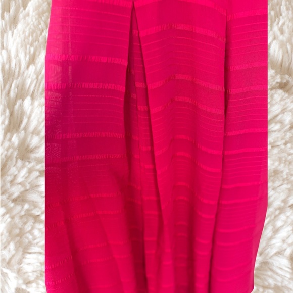 Pearl Red Maxi Dress with Flared Sleeves - Picture 6 of 9